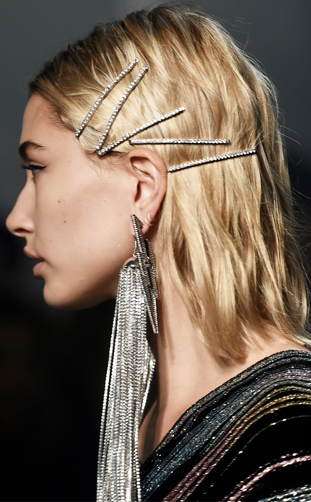 Headbands Claw Clips And More 90s Hair Trends Are Making A